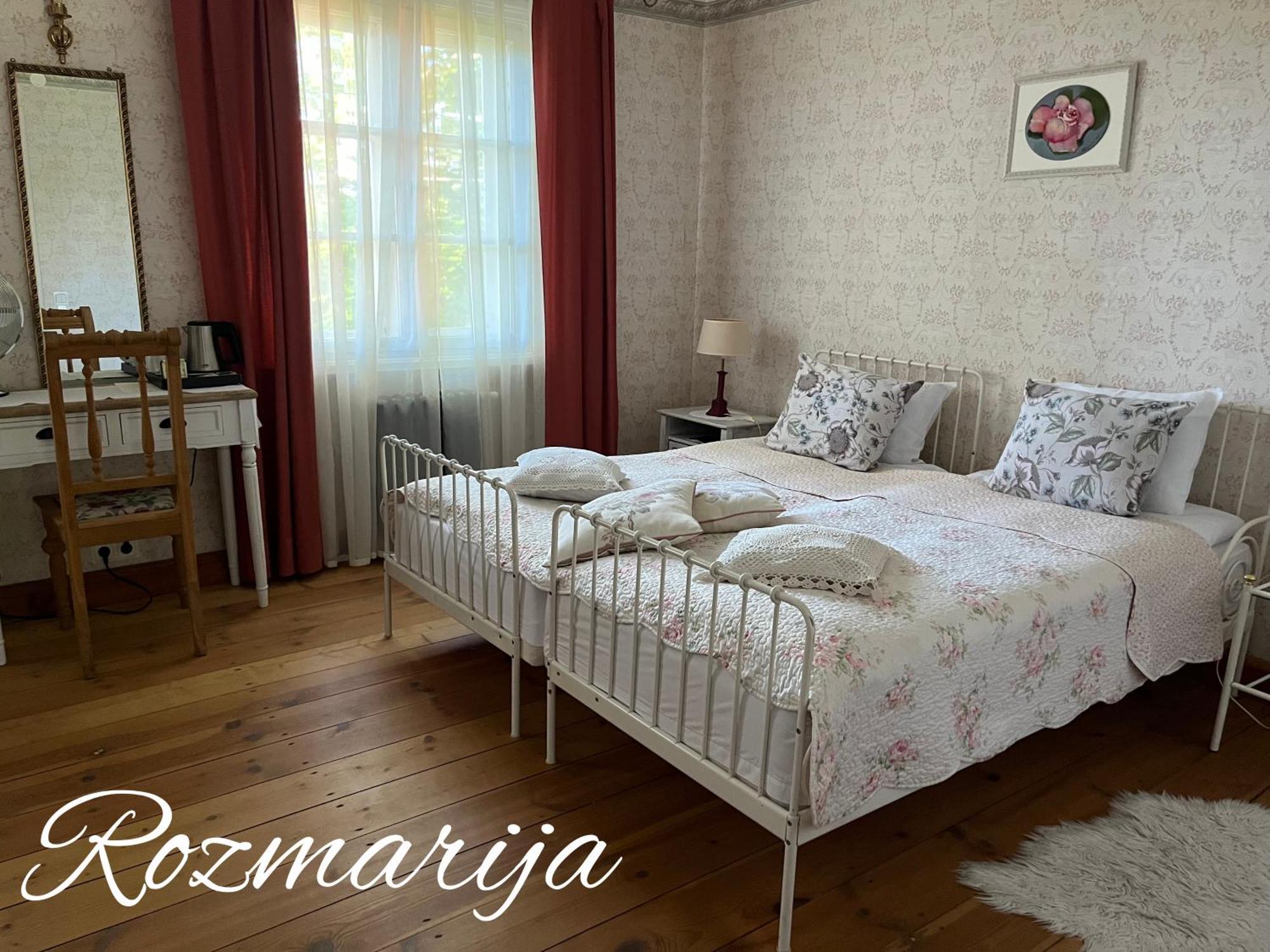 Готель Ungurmuiza Auciems Екстер'єр фото